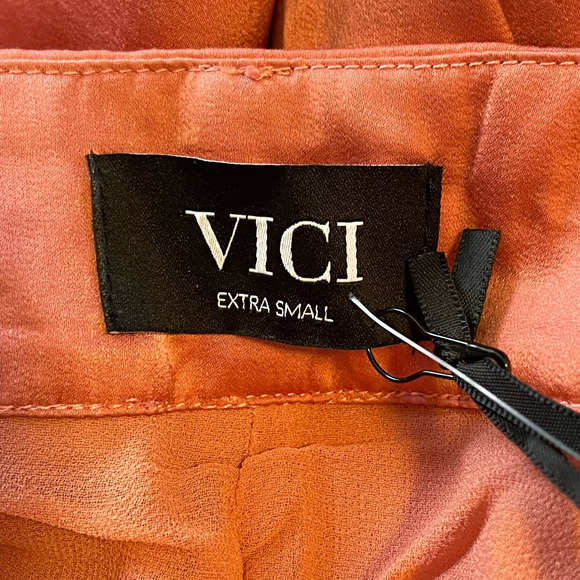 VICI Collection Coral Belted High Waist Wide Leg Pants NWT Size X-Small - Picture 8 of 9